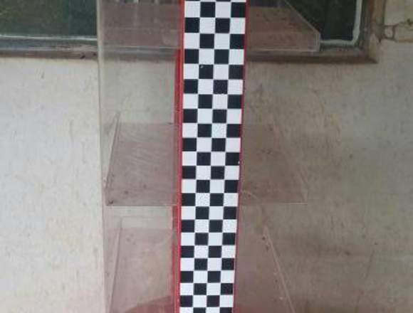 EN VENTA LLAMATIVO EXHIBIDOR en Valencia (Municipio)