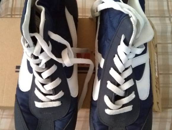 Tenis Marca Panam muy poco uso en San Nicolás de los Garza (Municipio)