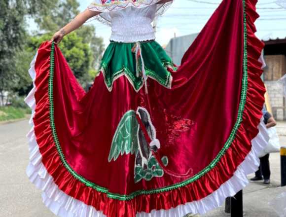 Zanqueros & Danza Folclórica / Shows 15 Septiembre en Puebla (Municipio)