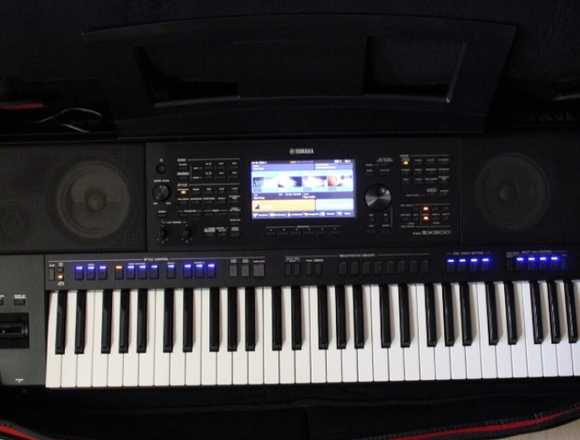 TECLADO YAMAHA SX900 em Iturama (Municipio)