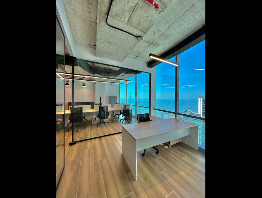 Oficina Amoblada en venta en Costa del Este en Panamá (Distrito)