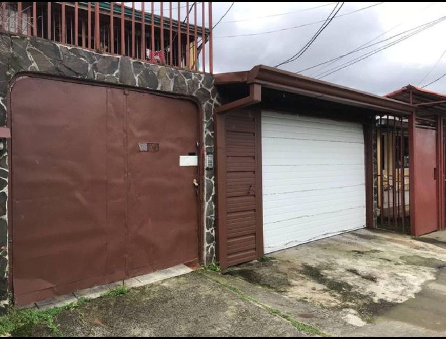 Casa + 4 Aptos en Venta en San Josê. 23-1460