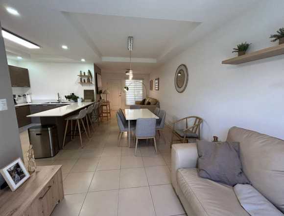 Venta de Casa en Brasil de Santa Ana. RAH 25-487