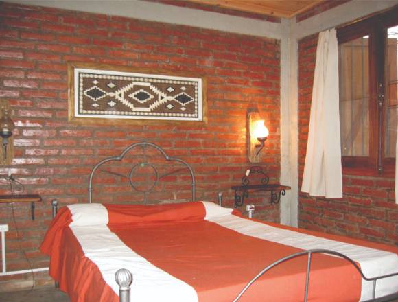 Casa Principal + 2 cabañas en Mina Clavero (Localidad)