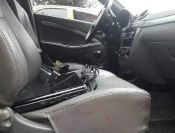 Vendo Chevrolet OPTRA en Ventanas (Cantón)