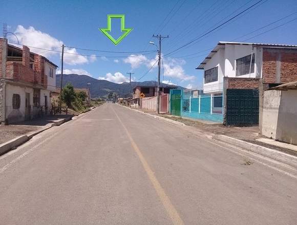 se vende un lote de terreno en san gabriel 7.500 en Montúfar (Cantón)