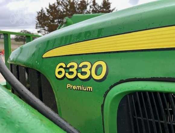 Tractor John Deere 6330 Premium con cargador en Chiriquí Grande (Distrito)