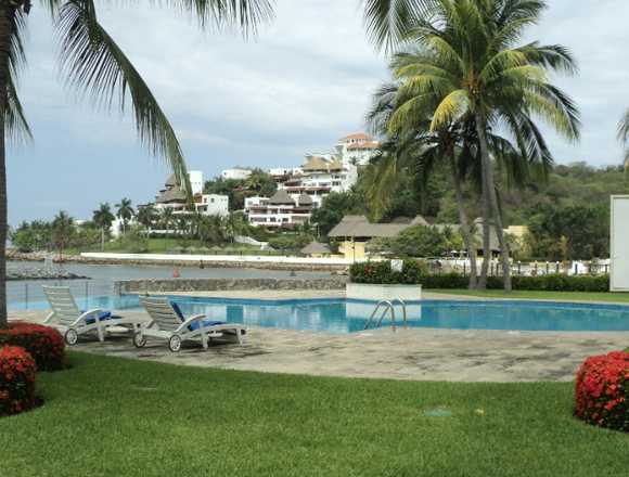 A31 Villa aterrazada de 4 recamaras en la Marina