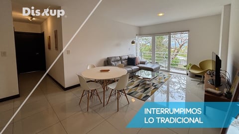 Venta de apartamento de 2 hab. Condominio Tempo, Santa Ana en Santa Ana (Cantón)