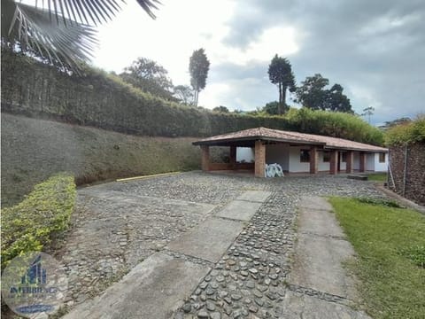 Casa en Arriendo La Mina, Envigado