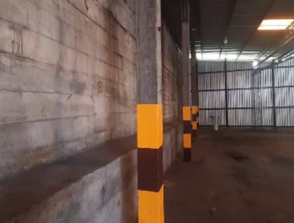 AMPLIA BODEGA CERCA DEL MERCADO CENTRAL DE SS en San Salvador (Municipio)