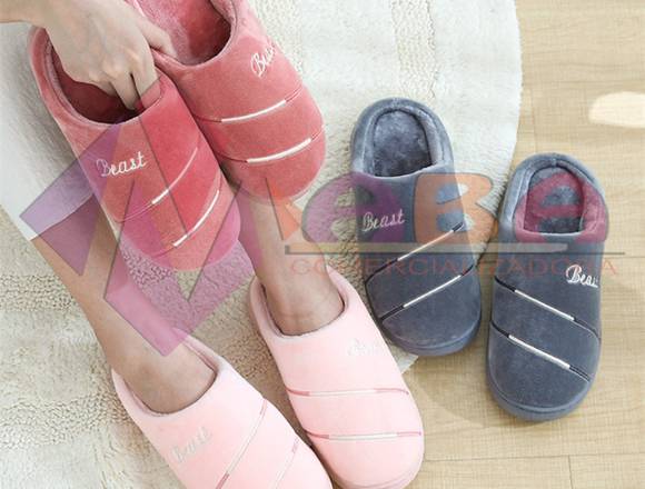 Hermosa pantufla polar en Cuautitlán (Municipio)