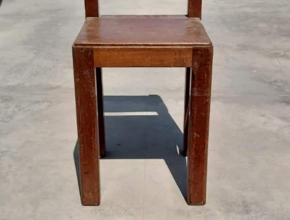 VENDO SILLAS DE MADERA PARA NIÑOS en La Libertad de Pallán (Distrito)