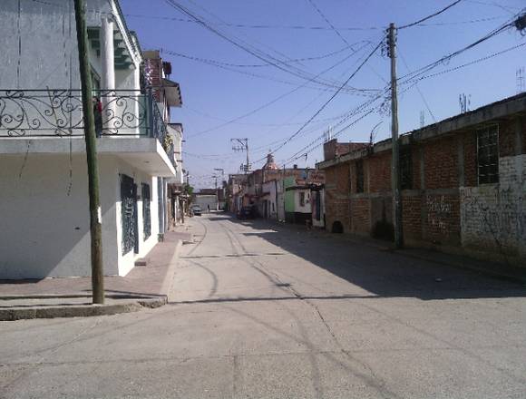 Casita de oportunidad en venta!