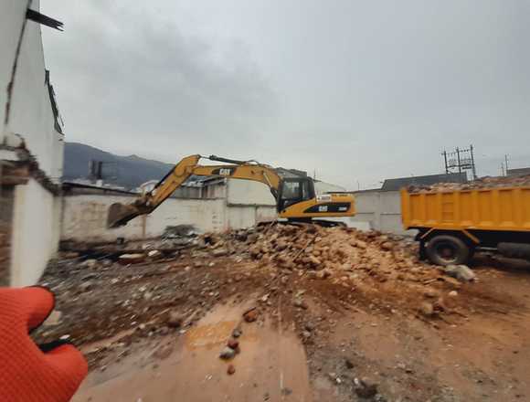 Limpieza de terreno; excavaciones; Derrocamiento en Quito (Cantón)
