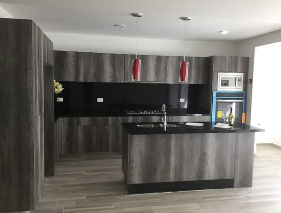 Estrene departamento en Del Valle Sur
