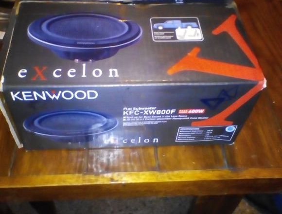 bajo kenwood para carro nuevo en Libertador (Municipio)
