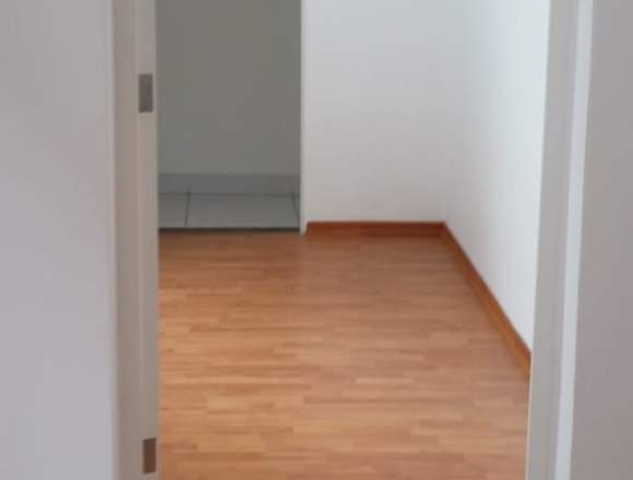 VENDO CASA EN MIRAFLORES