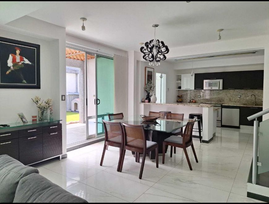 Venta de casa en Santa Ana Piedades