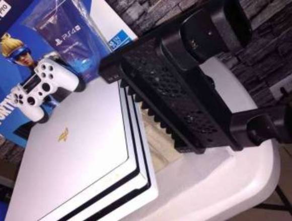 Ps4 pro fortnite nuevo en Santiago (Comuna)