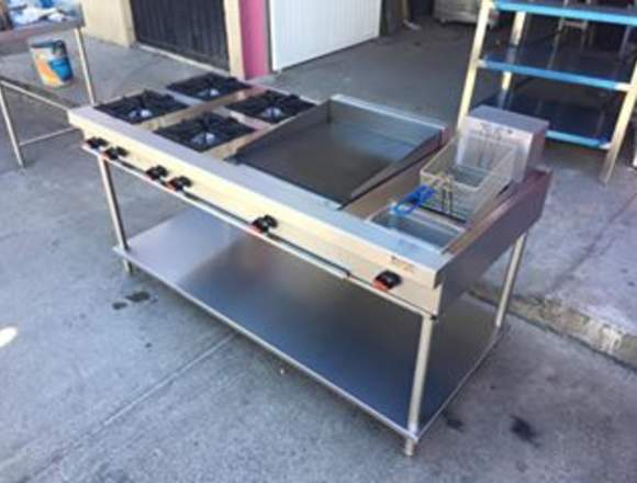 muebles en acero inoxidable