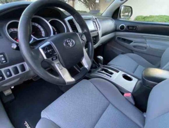 TOYOTA TACOMA 4X4 en Guadalajara (Municipio)