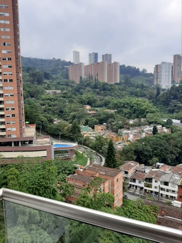 VENDO APARTAMENTO EN SABANETA 81.25 M2 LA FLORIDA en Envigado (Municipio)