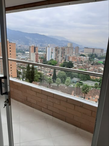 VENDO APARTAMENTO EN SABANETA ANTIOQUIA 81.23 M2 en Envigado (Municipio)