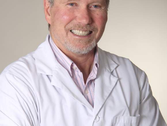 Dr Robert Annis -Quiropractico Canadiense en Pichincha (Cantón)