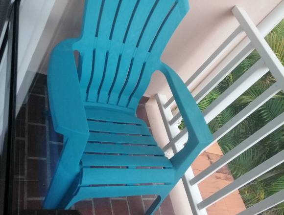 Silla de jardín en plástico