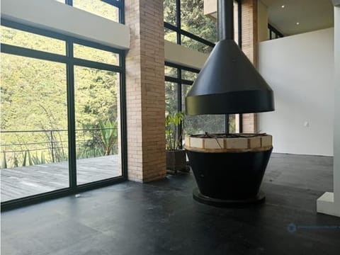 CASA EN ARRIENDO LA CALERA