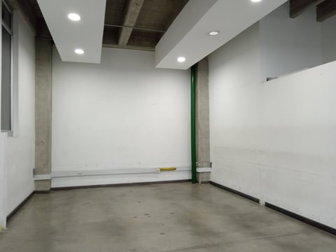 ARRIENDO OFICINA / LOCAL EN GALERIAS 3ER PISO en Bogotá, D.C. (Municipio)