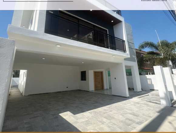 VENTA DE FABULOSA CASA EN SECTOR SAN ISIDRO en Santo Domingo Este (Municipio)