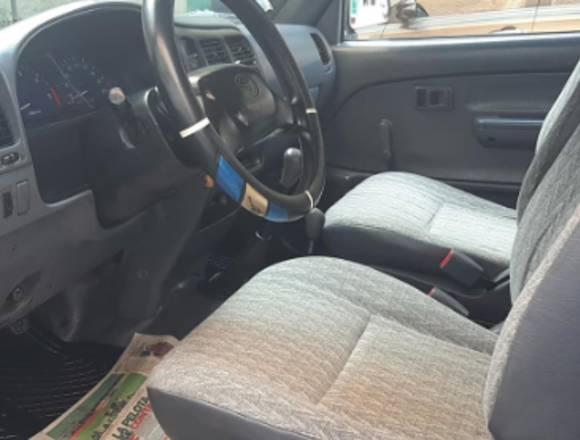 Toyota Hilux 2001 4x4
