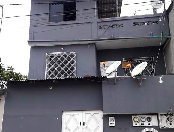 VENDO CASA RENTERA AL SUR DE ECUADOR en Muisne (Cantón)