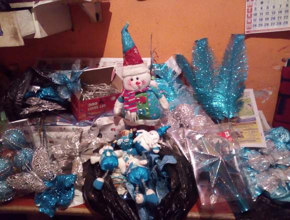 Árbol de Navidad con accesorios