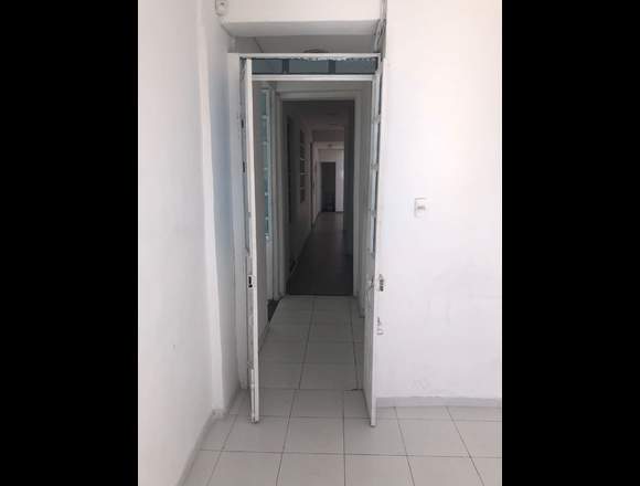 VENDO CASA COMERCIAL CON LICENCIA INSTITUCIONAL en Bogotá, D.C. (Municipio)