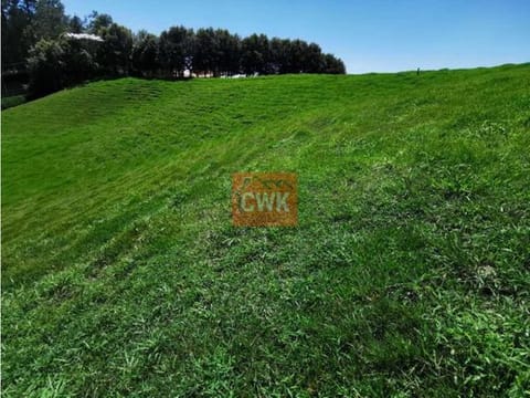 Venta de Lote en El Retiro en unidad cerrada