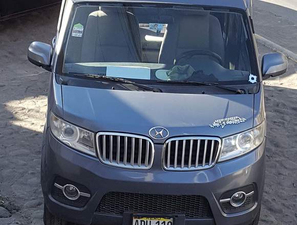Vendo Minivan del 2015 en Arequipa (Distrito)