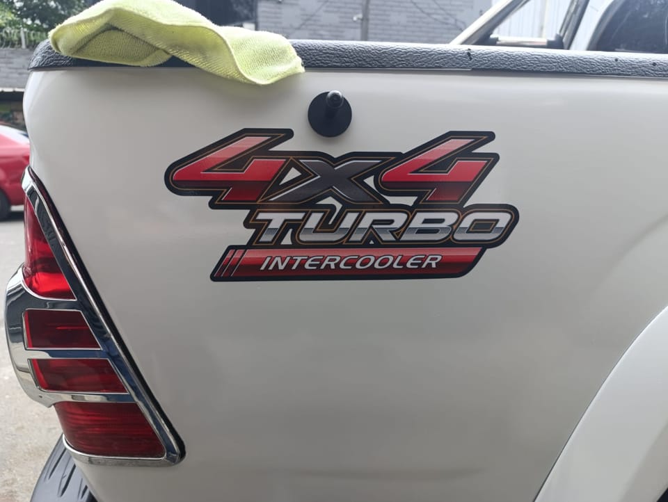 Calcomanías 4x4 Originales y Personalizadas