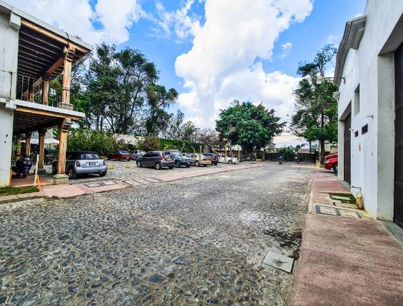 En renta ofi-bodega en La Antigua Guatemala en Antigua Guatemala (Municipio)