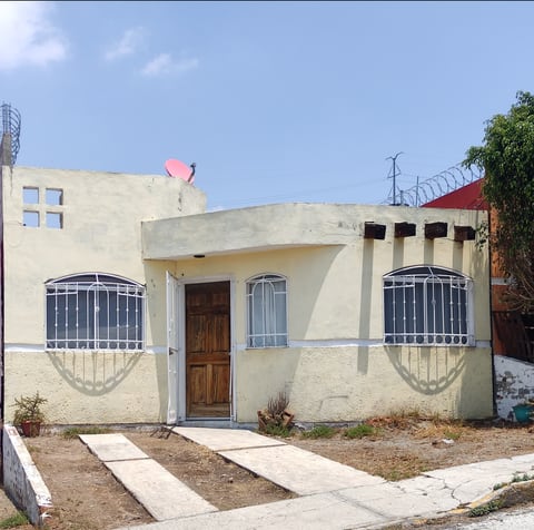 Casa de 2 recamaras Fracc. San Camilo Pachuquilla Hidalgo