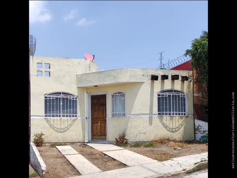 Casa de 2 recamaras Fracc. San Camilo Pachuquilla Hidalgo