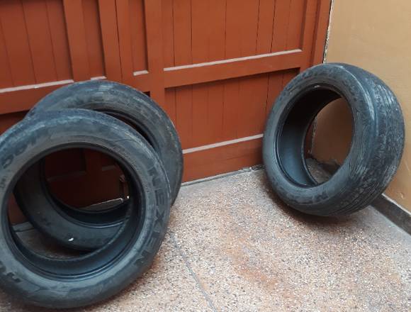 Vendo Llantas en uso marca NEXEN ROADIAN, aro 18 en Bellavista (Callao 2) (Distrito)