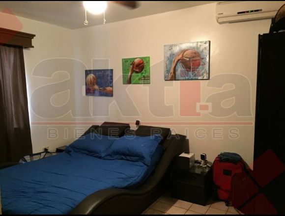 CASA EN VENTA FRACC. COLINAS DEL PEDREGAL