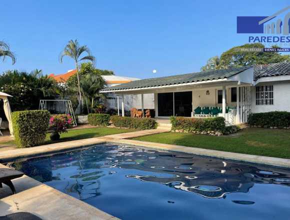 C111 Casa Venta 3 recamaras Campo de Golf Ixtapa en Zihuatanejo de Azueta (Municipio)