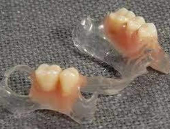 LABORATORIO DENTAL OSALCO PRÓTESIS DENTALES en Libertador (Municipio)