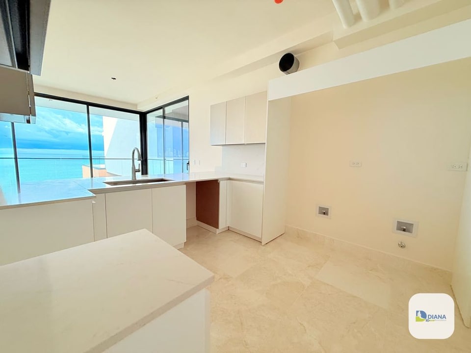 Venta de apartamento frente al Mar