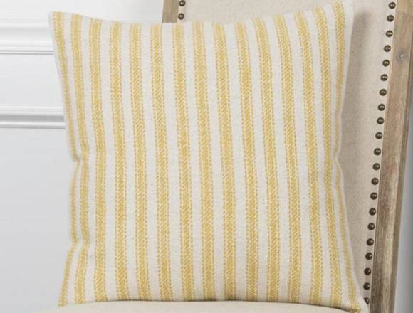 Set de Almohadones crema/amarillo pastel en Heredia (Cantón)