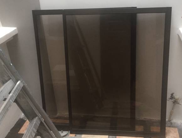 Ventana corrediza en aluminio con Vidrio Ahumado en Heredia (Cantón)